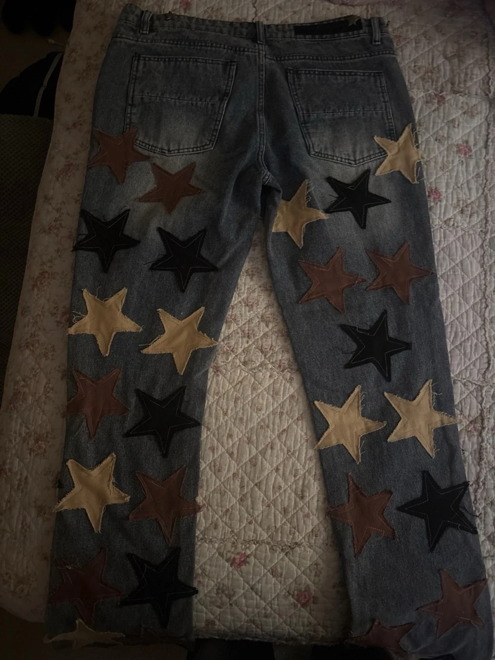 Slim Straight Gray Star Patch Jeans for Men